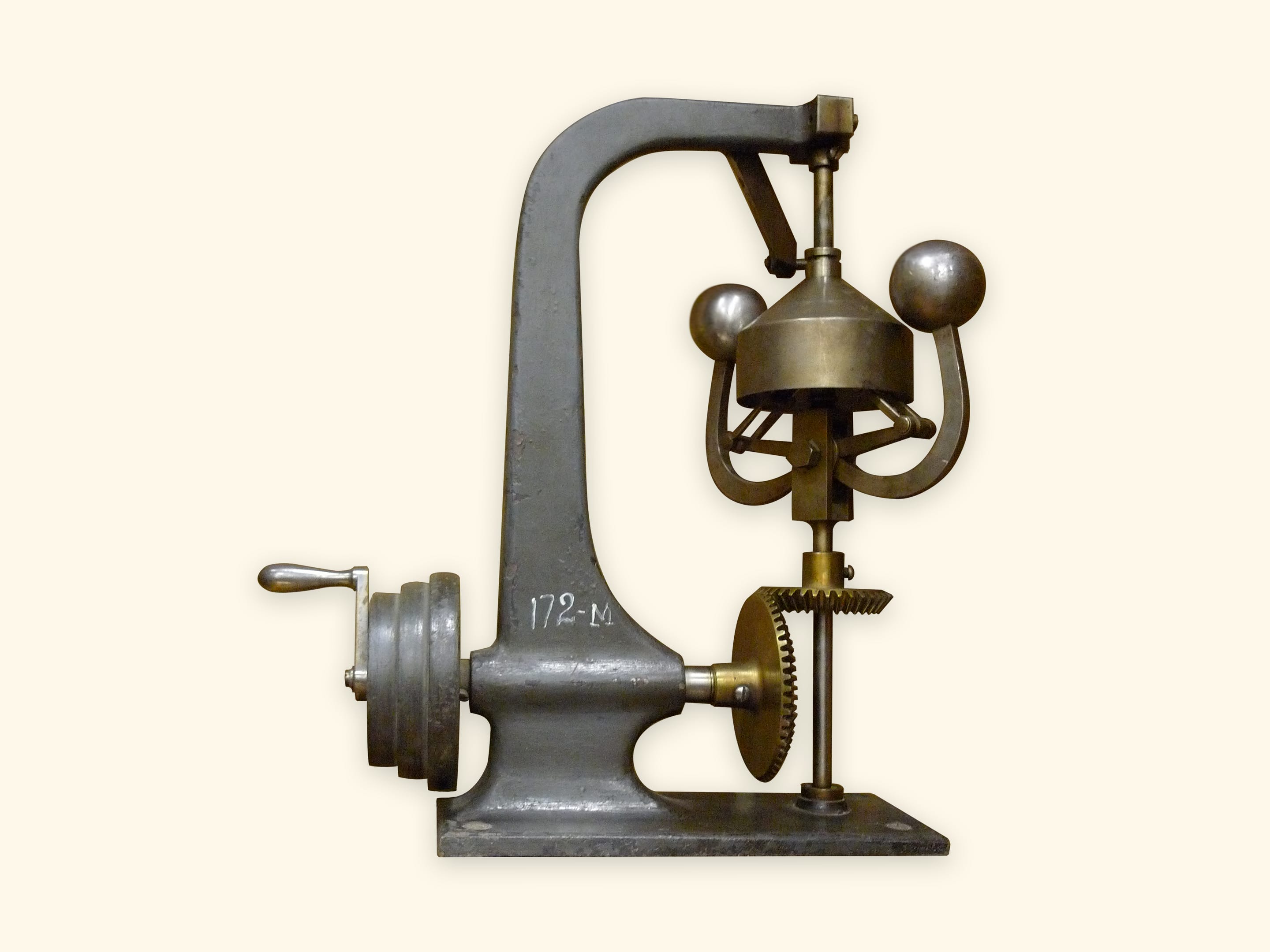 Modèle de Tchebychev (Université technique Bauman)