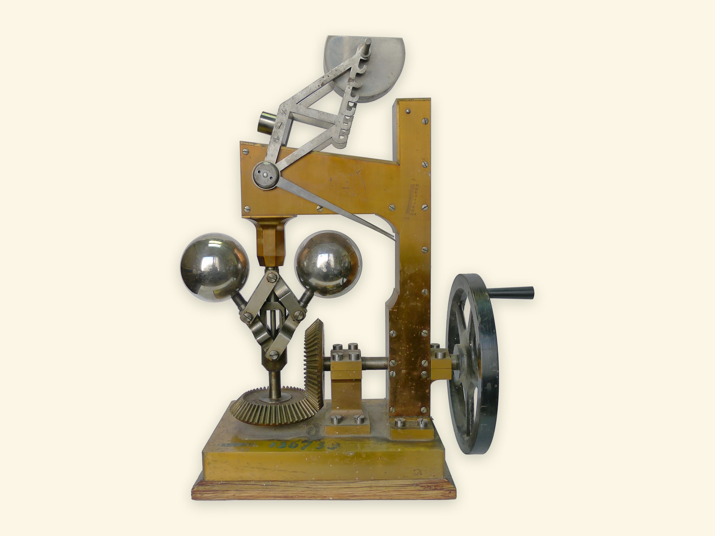 Modèle de Tchebychev (Université de St.-Pétersbourg)