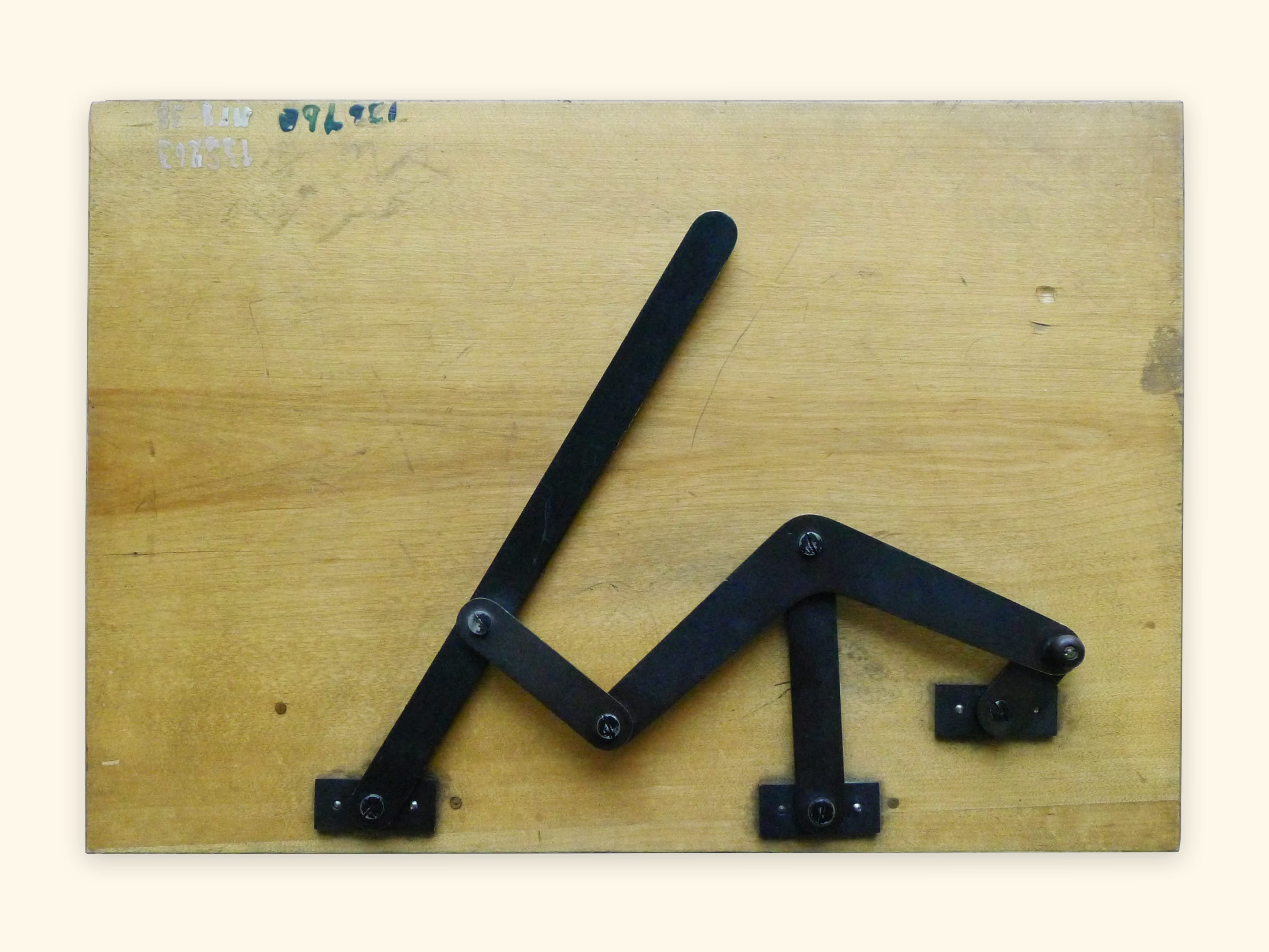 Modèle de Tchebychev (Université de St.-Pétersbourg)