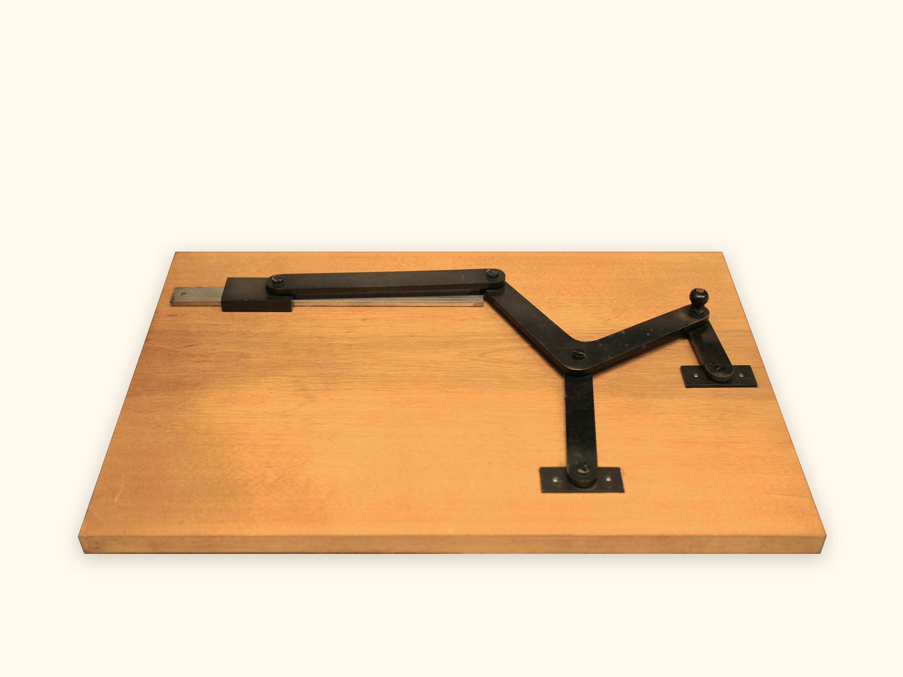 Modèle de Tchebychev (Musée polytechnique)