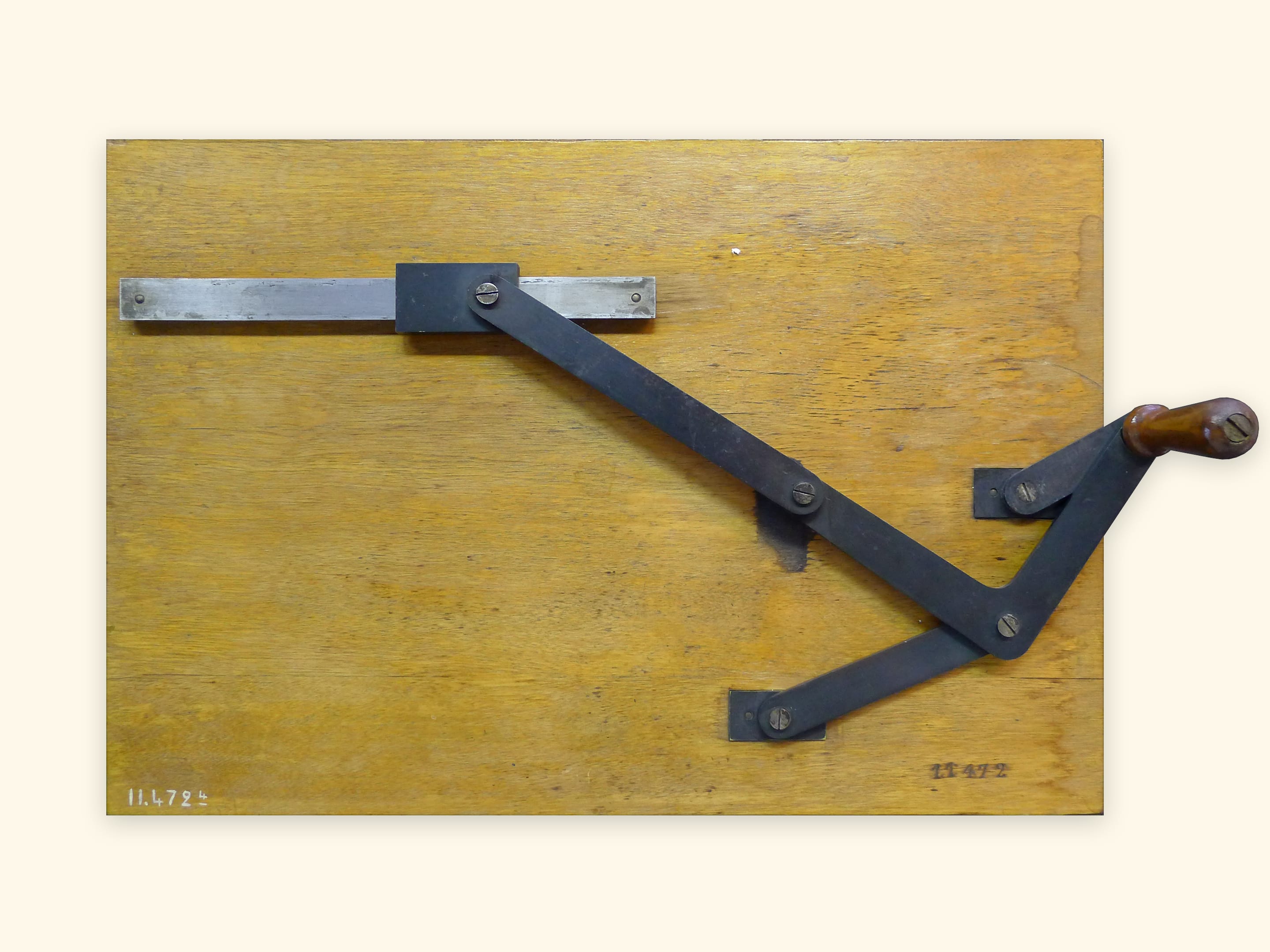 Modèle de Tchebychev (CNAM)