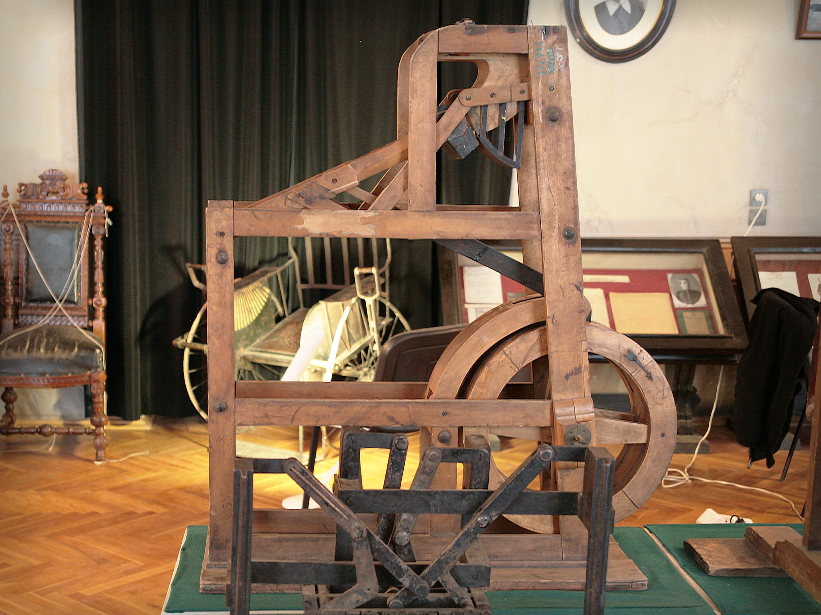 Modèle de Tchebychev (Université de St.-Pétersbourg)