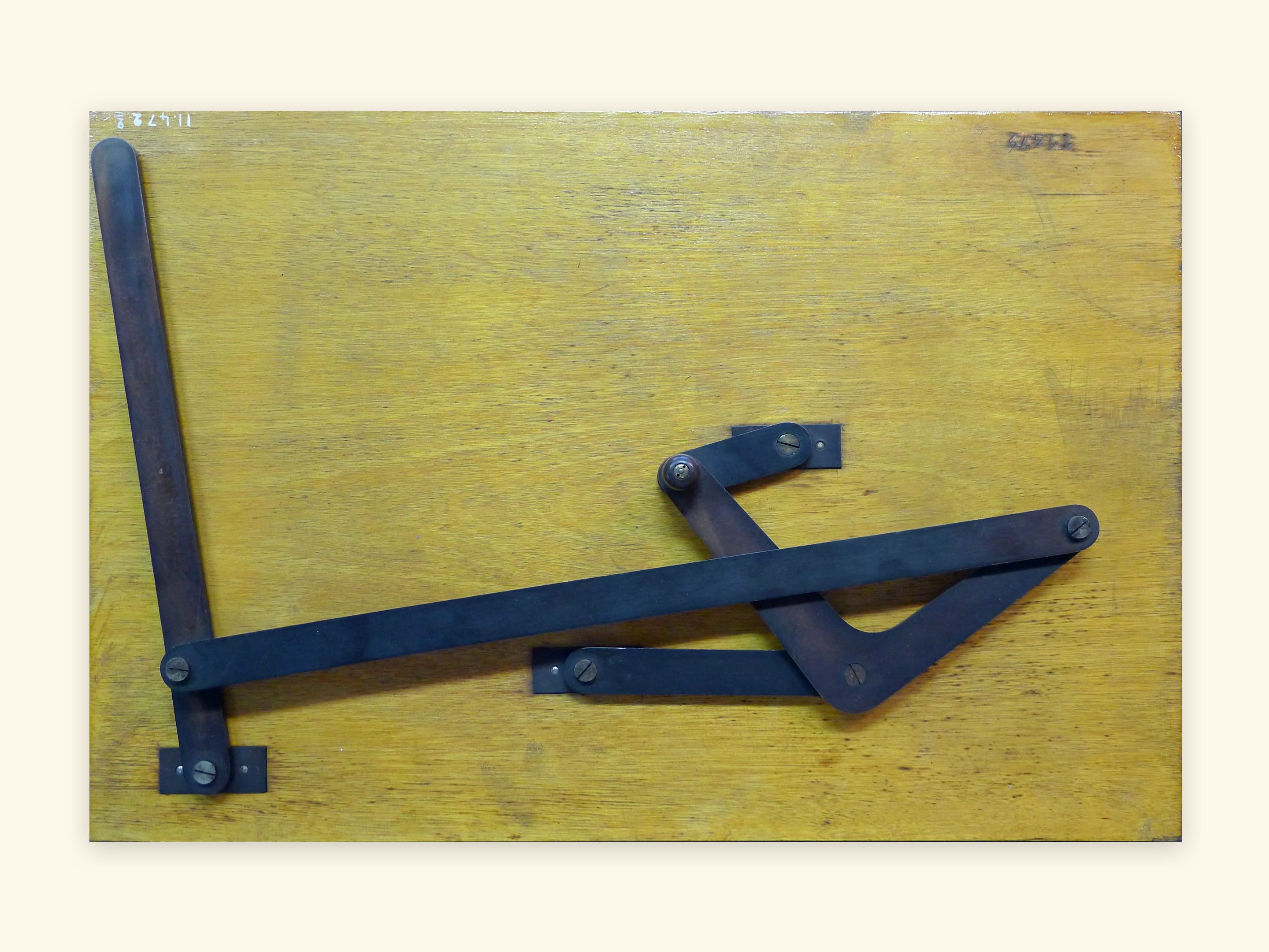 Modèle de Tchebychev (CNAM)