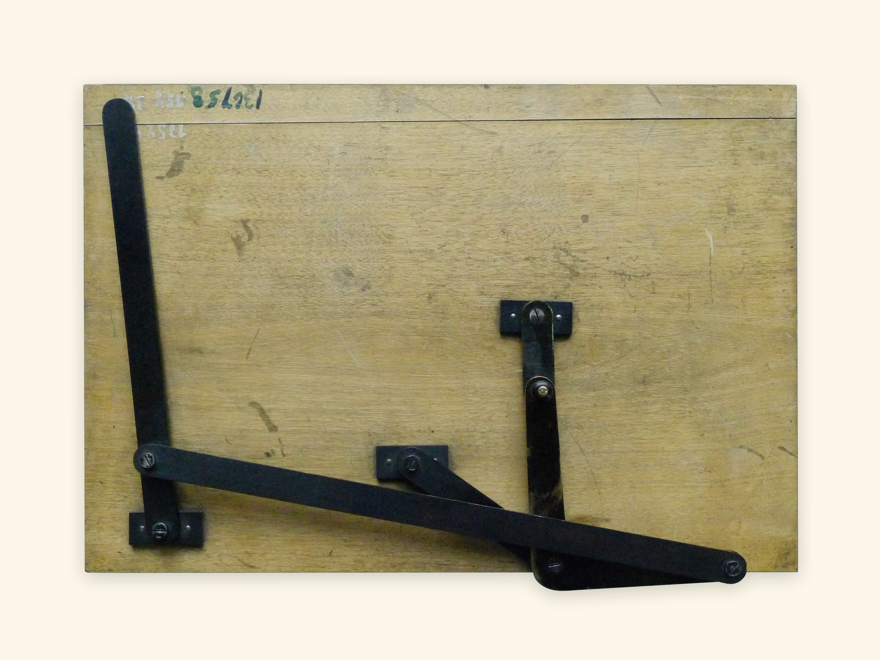 Modèle de Tchebychev (Université de St.-Pétersbourg)