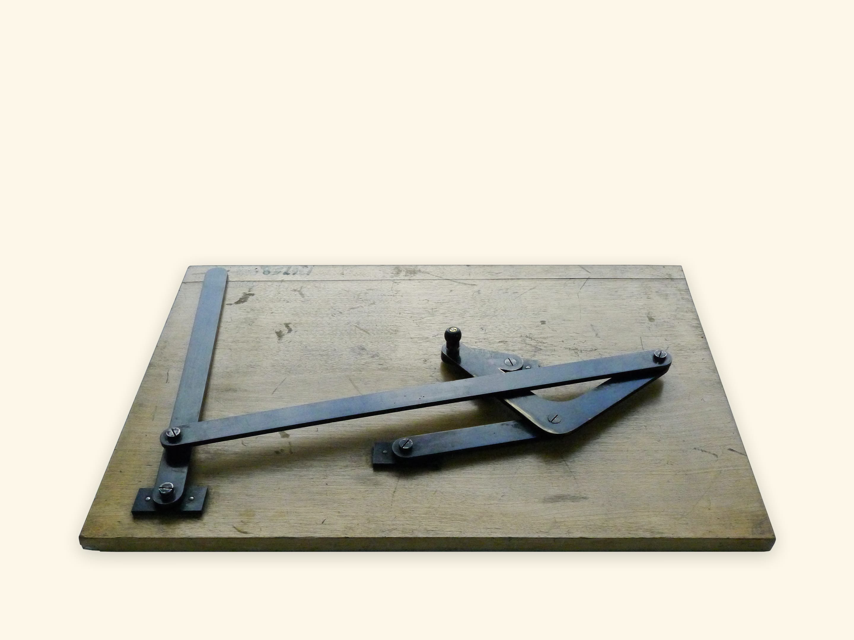 Modèle de Tchebychev (Université de St.-Pétersbourg)